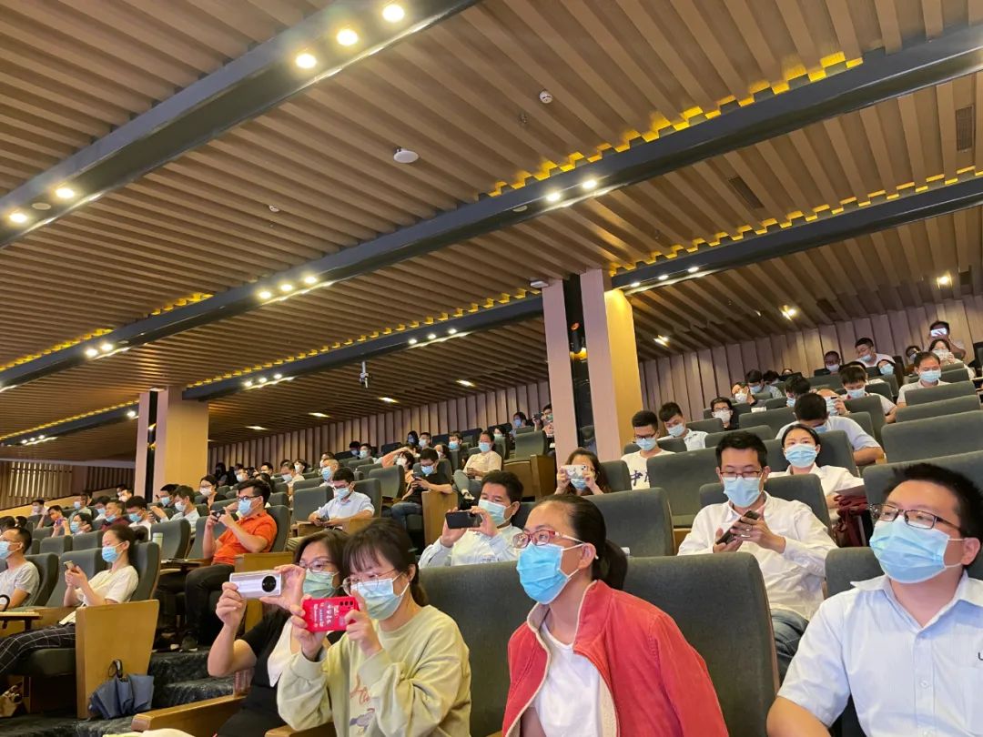 中檢華通威攜手廈門(mén)醫協(xié)成功舉辦有源醫療器械標準和法規解讀研討會(huì )